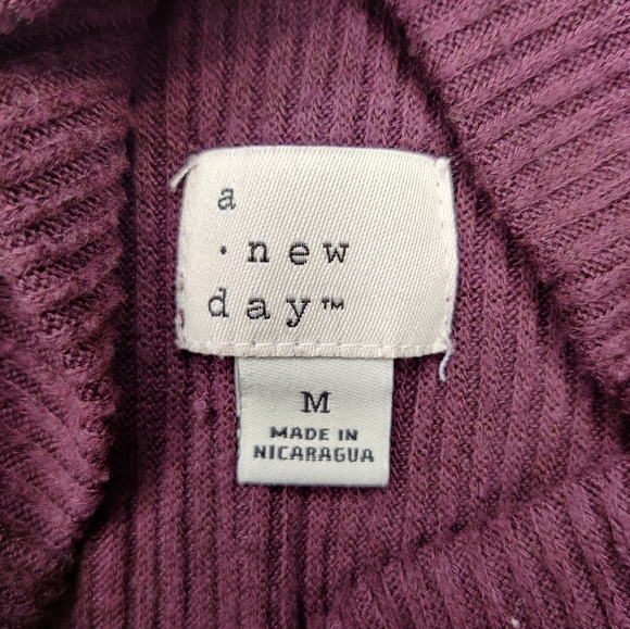 A new day burgundy long sleeve shirt size M - Picture 3 of 3